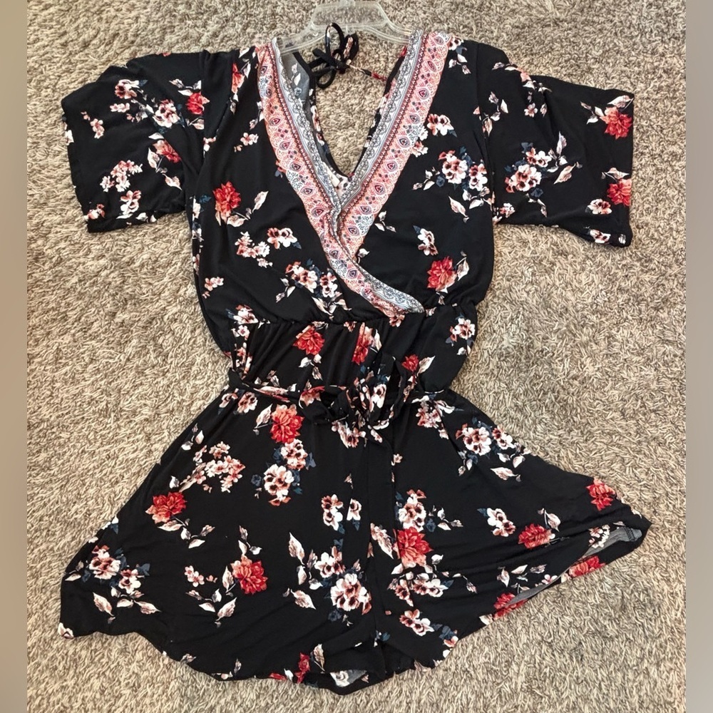 Floral Wrap Romper 2X Plus Size Black Boho V Neck Tie Waist Shorts NWOT